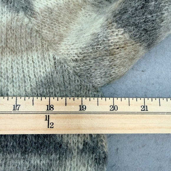 Vintage Islendingen Icelandic Wool Sweater Argyle Geometric Gray Beige Small - Picture 9 of 10